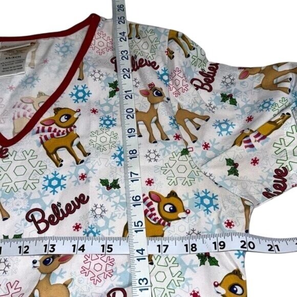 Rudolph The Red-Nosed Reindeer Womens XS V-Neck Holiday Scrub Top Snowflake & Be - Picture 6 of 6